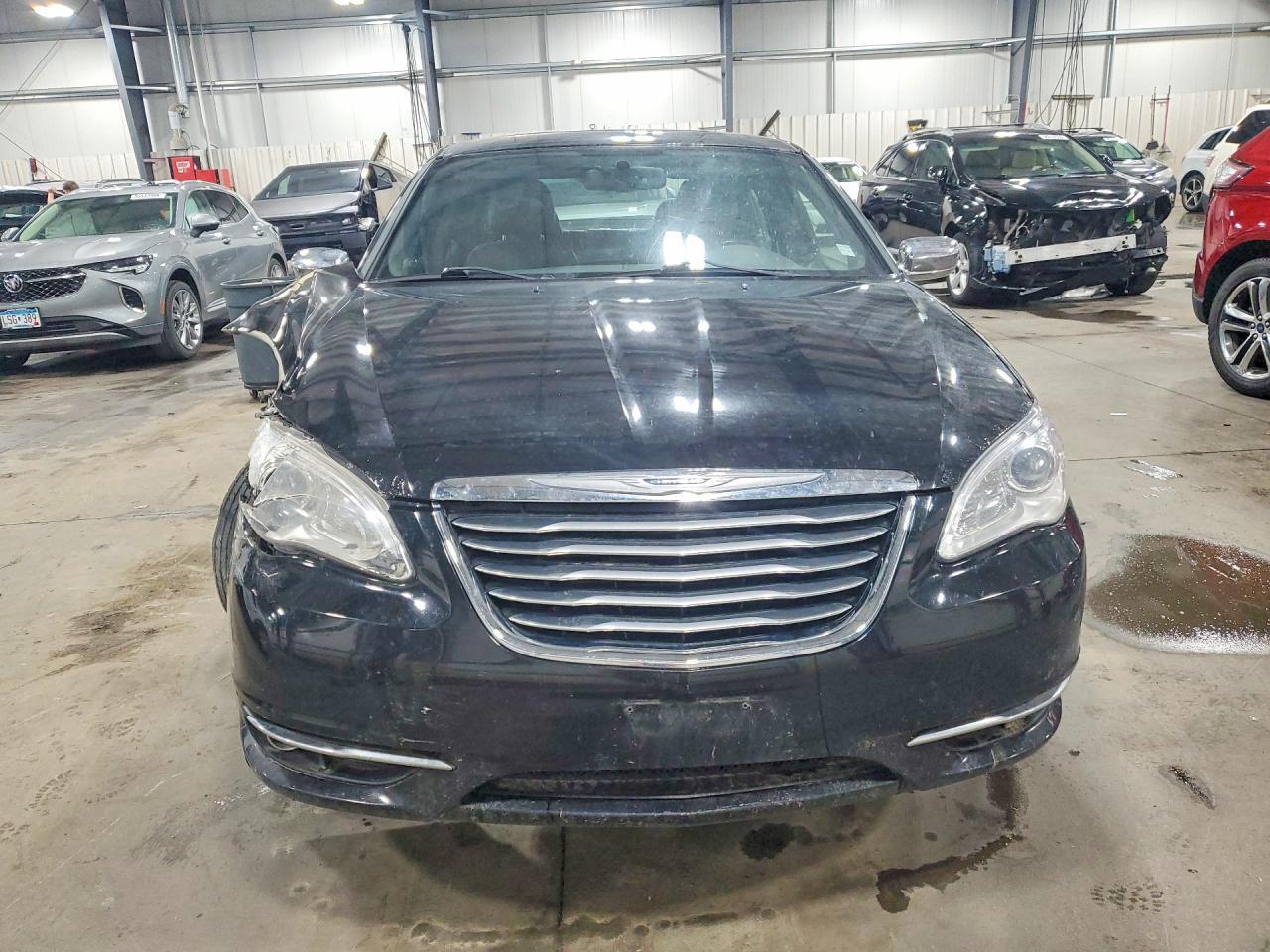 2012 Chrysler 200 Limited - Фото 5