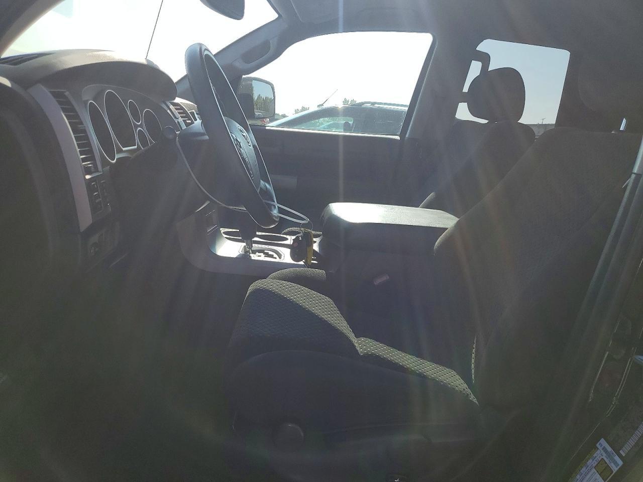 2011 Toyota Tundra Double Cab Sr5 - Image 7