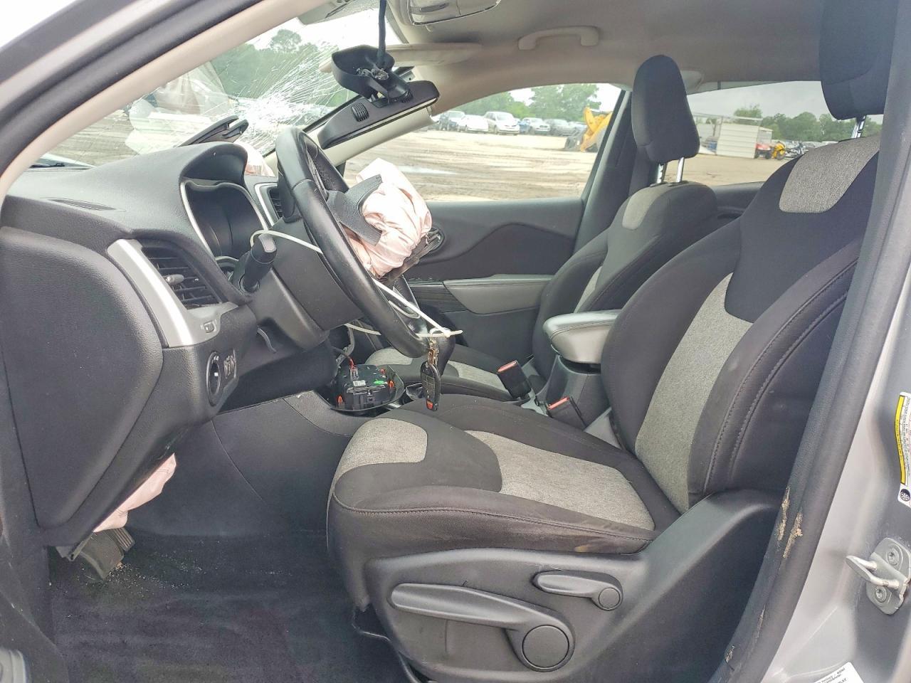 2014 Jeep Cherokee Latitude - Фото 7