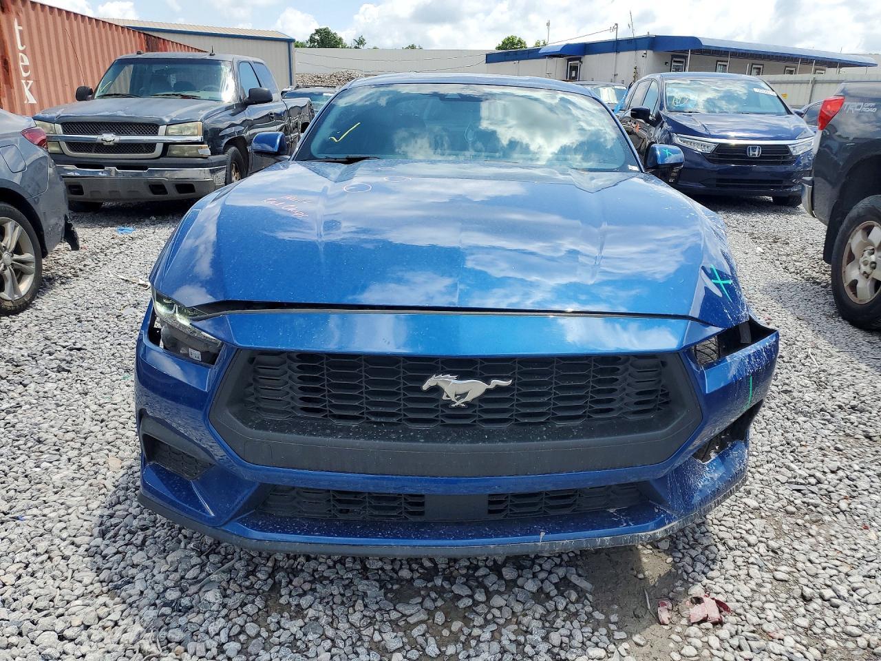2024 Ford Mustang - Фото 5