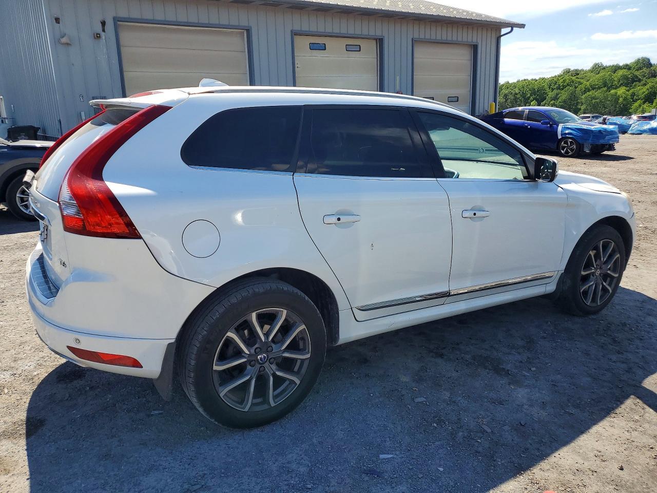 2016 Volvo Xc60 T6 Premier - Фото 3