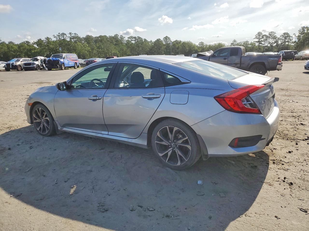 2021 Honda Civic Sport - Фото 2