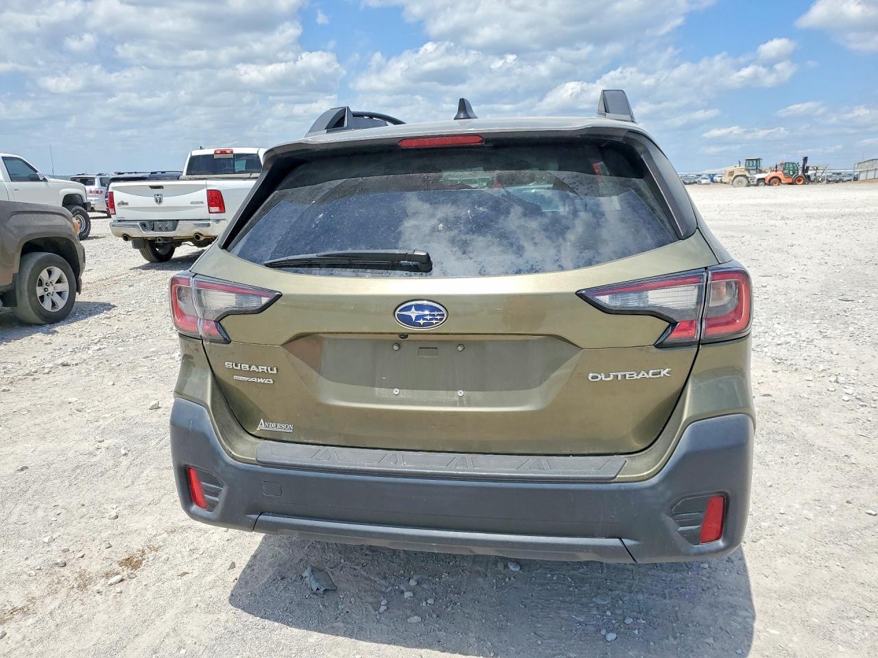 2020 Subaru Outback Premium - Фото 6