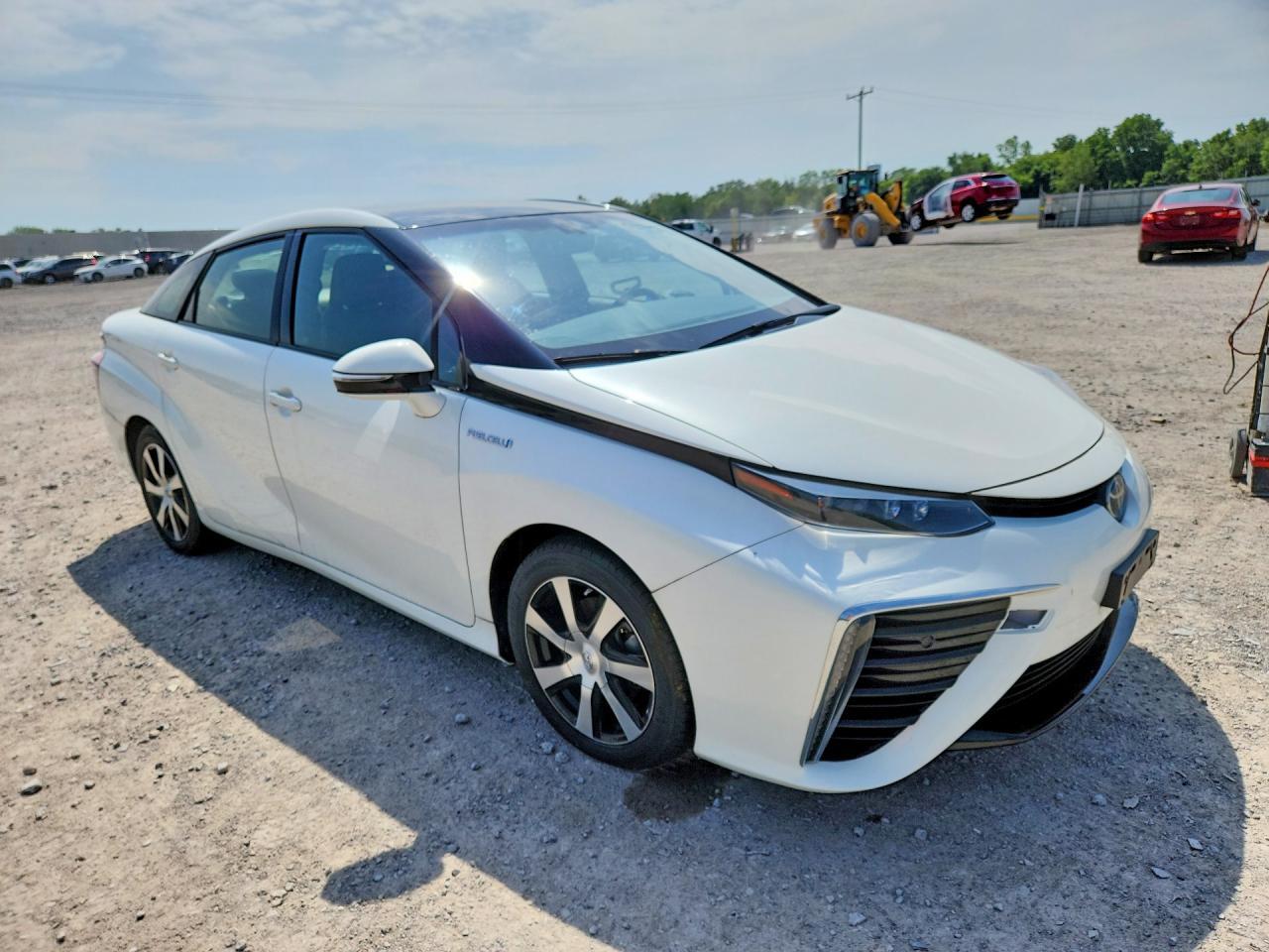 2016 Toyota Mirai Base - Image 4