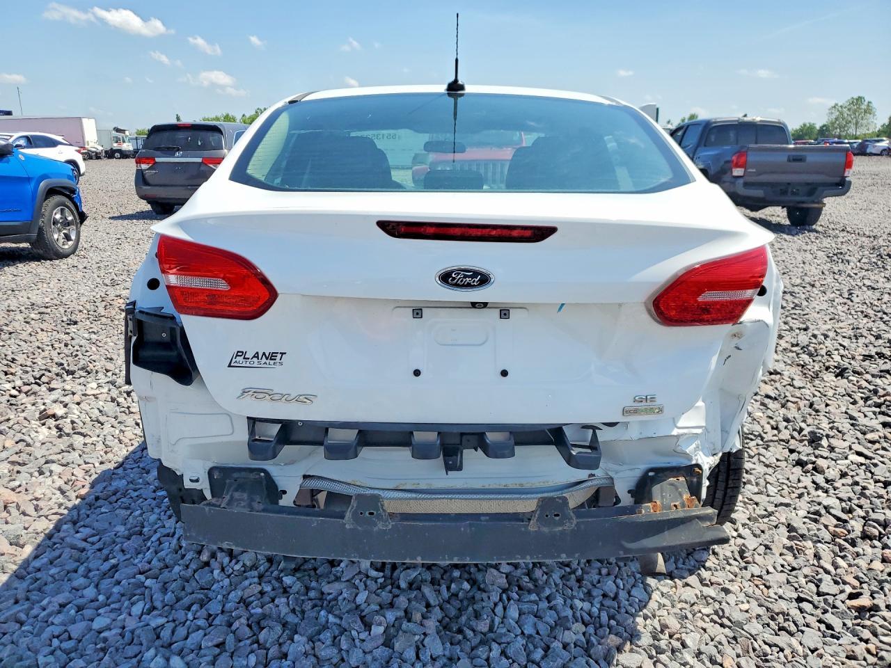 2017 Ford Focus Se - Фото 6