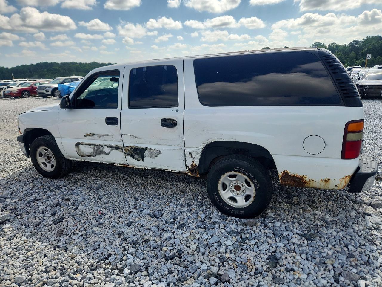 2001 Chevrolet Suburban C1500 - Фото 2
