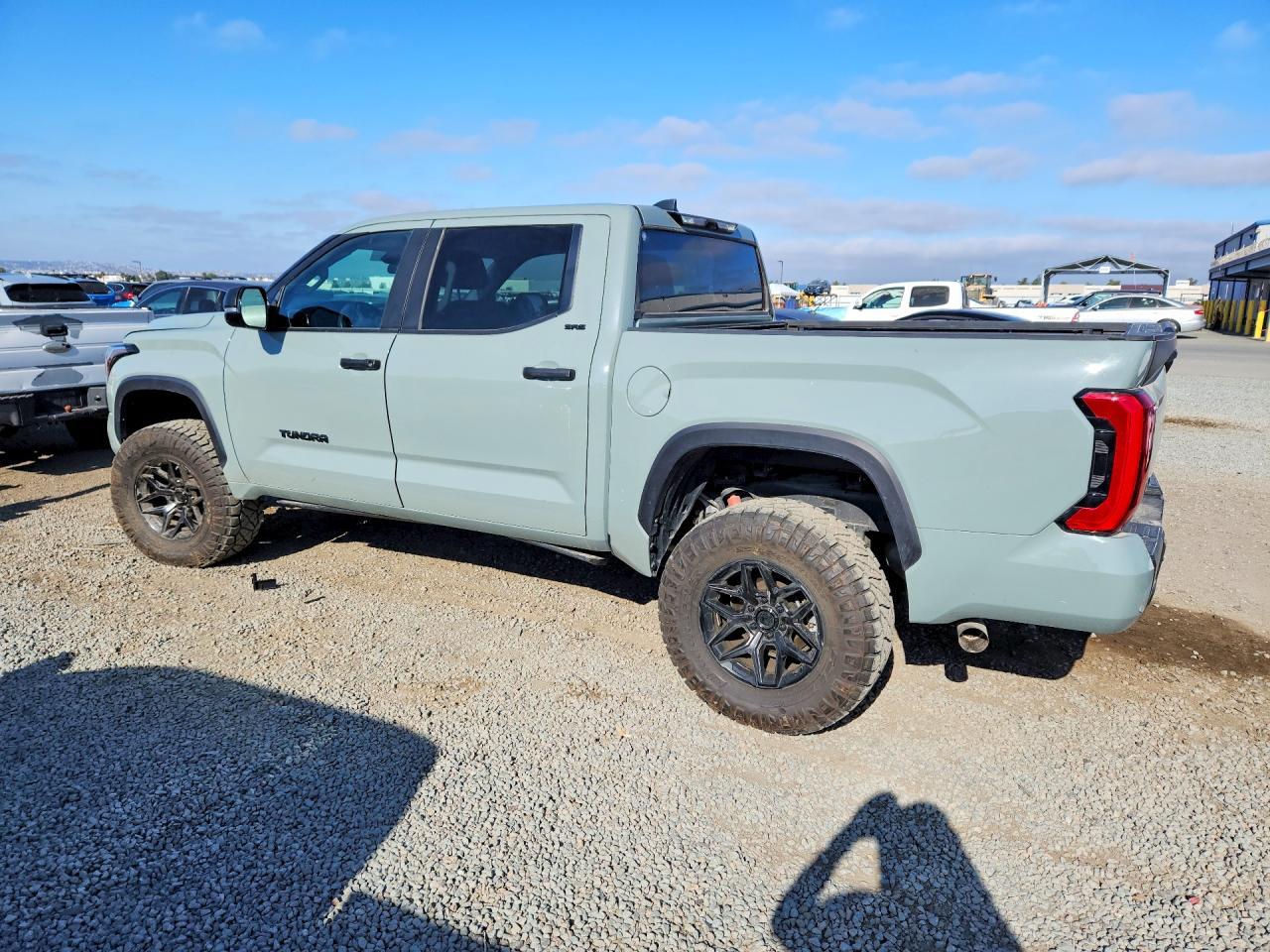 2024 Toyota Tundra Sr5 - Image 2