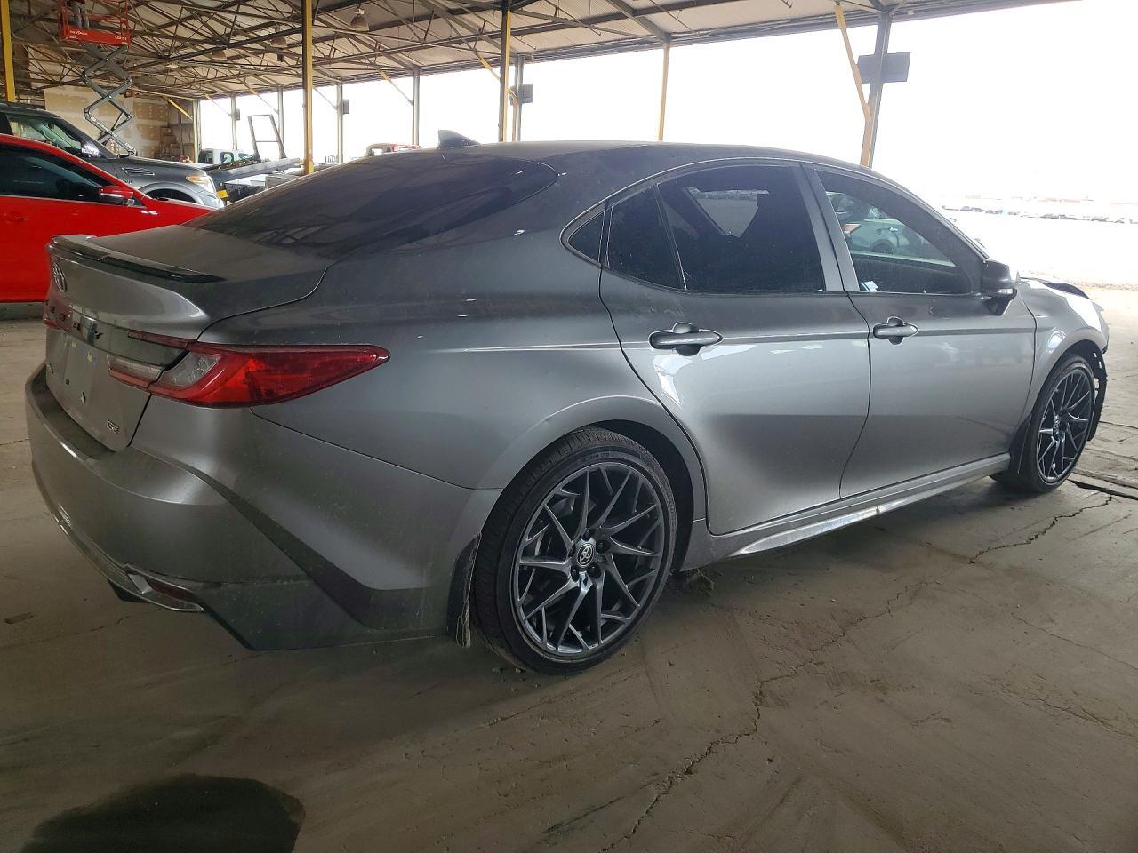 2025 Toyota Camry Xse - Фото 3