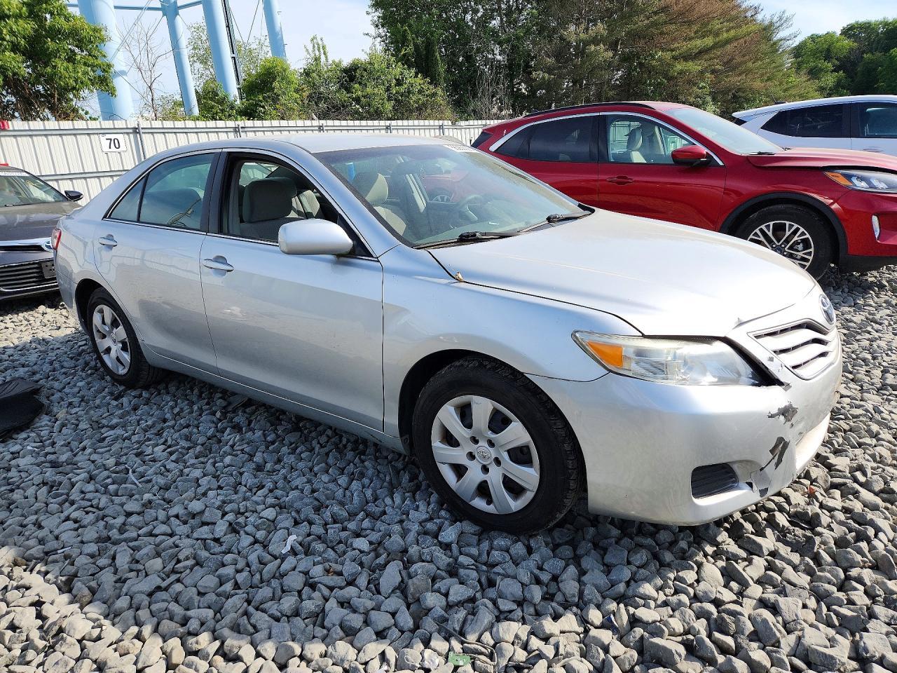 2010 Toyota Camry - Image 4