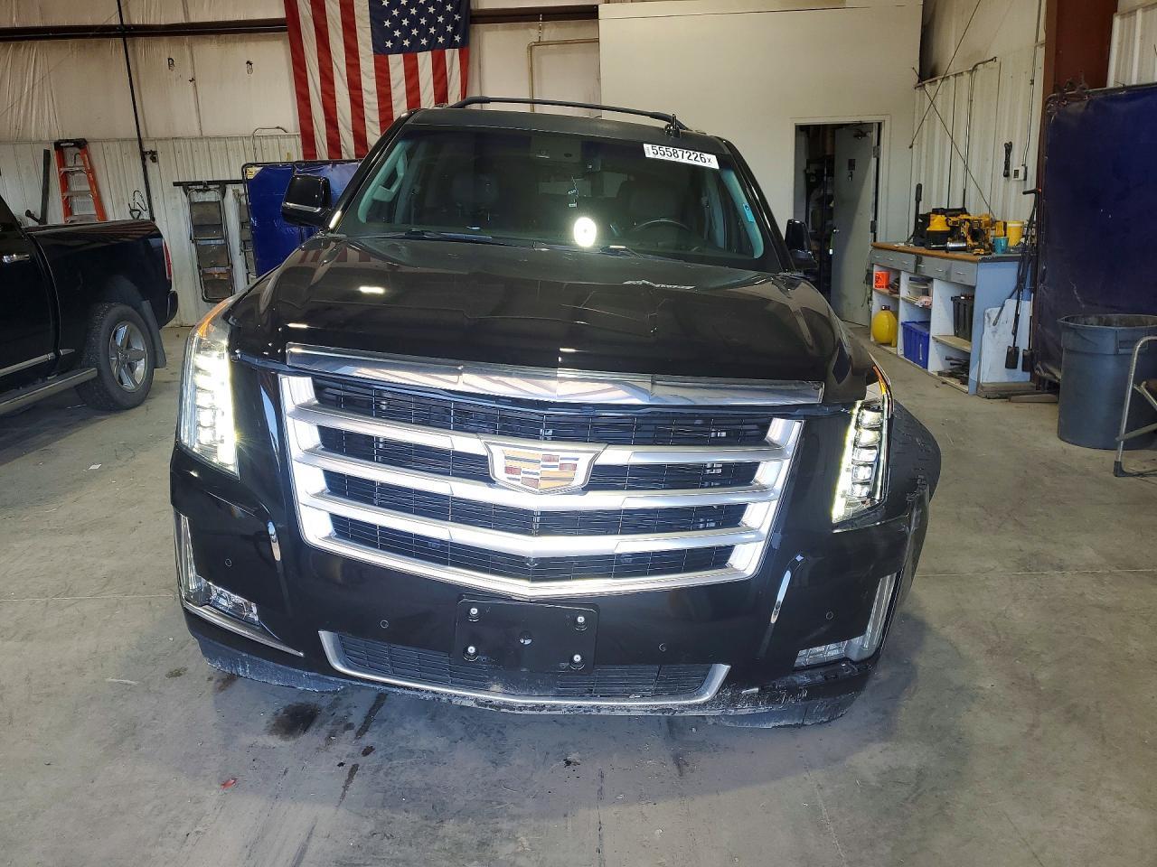 2015 Cadillac Escalade Premium - Image 5