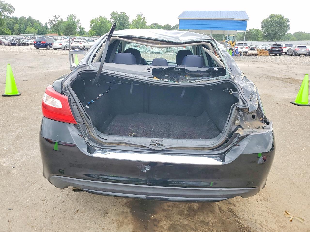 2016 Nissan Altima 2.5 S - Фото 6