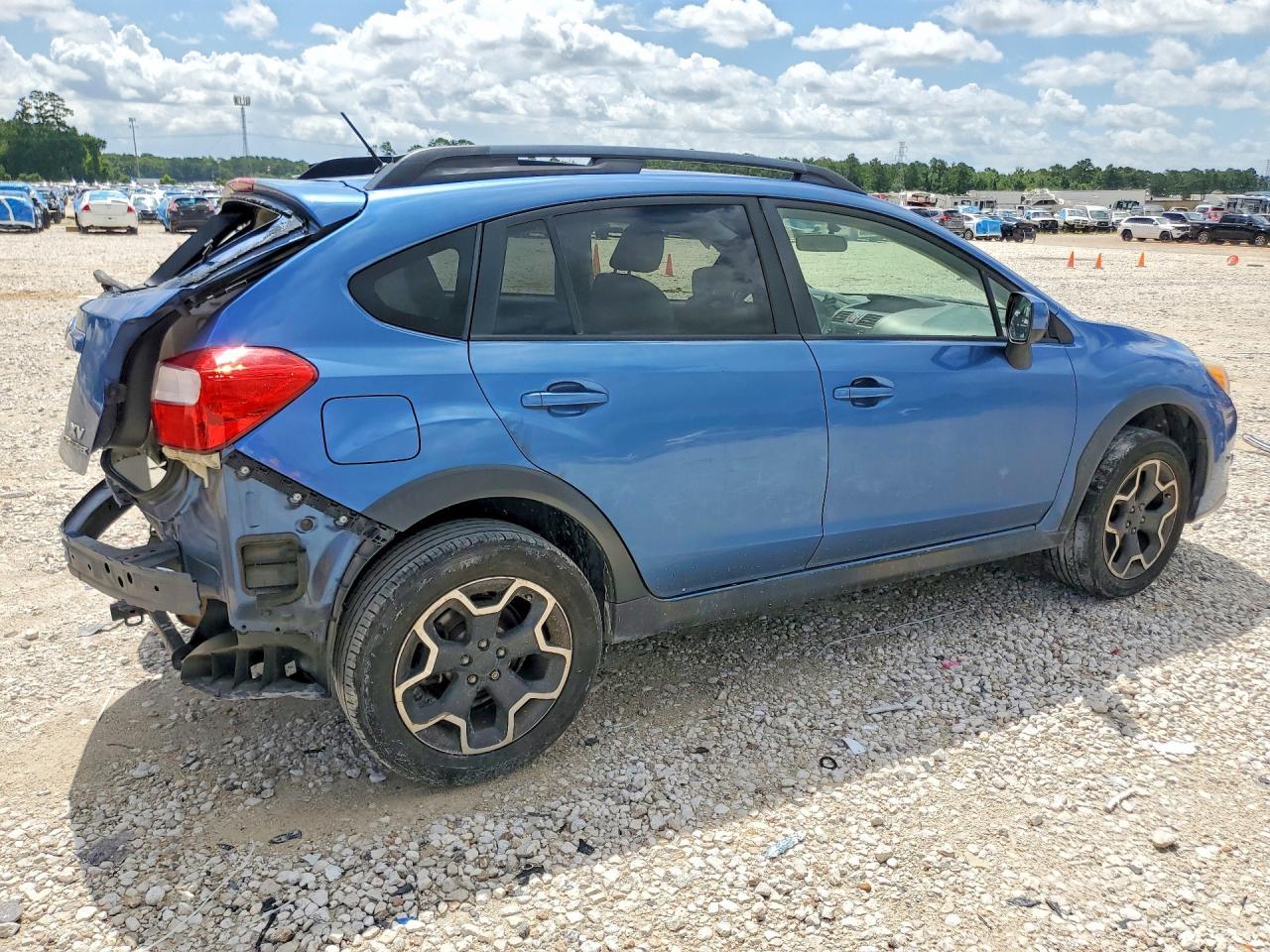 2014 Subaru Xv Crosstrek 2.0 Limited - Image 3