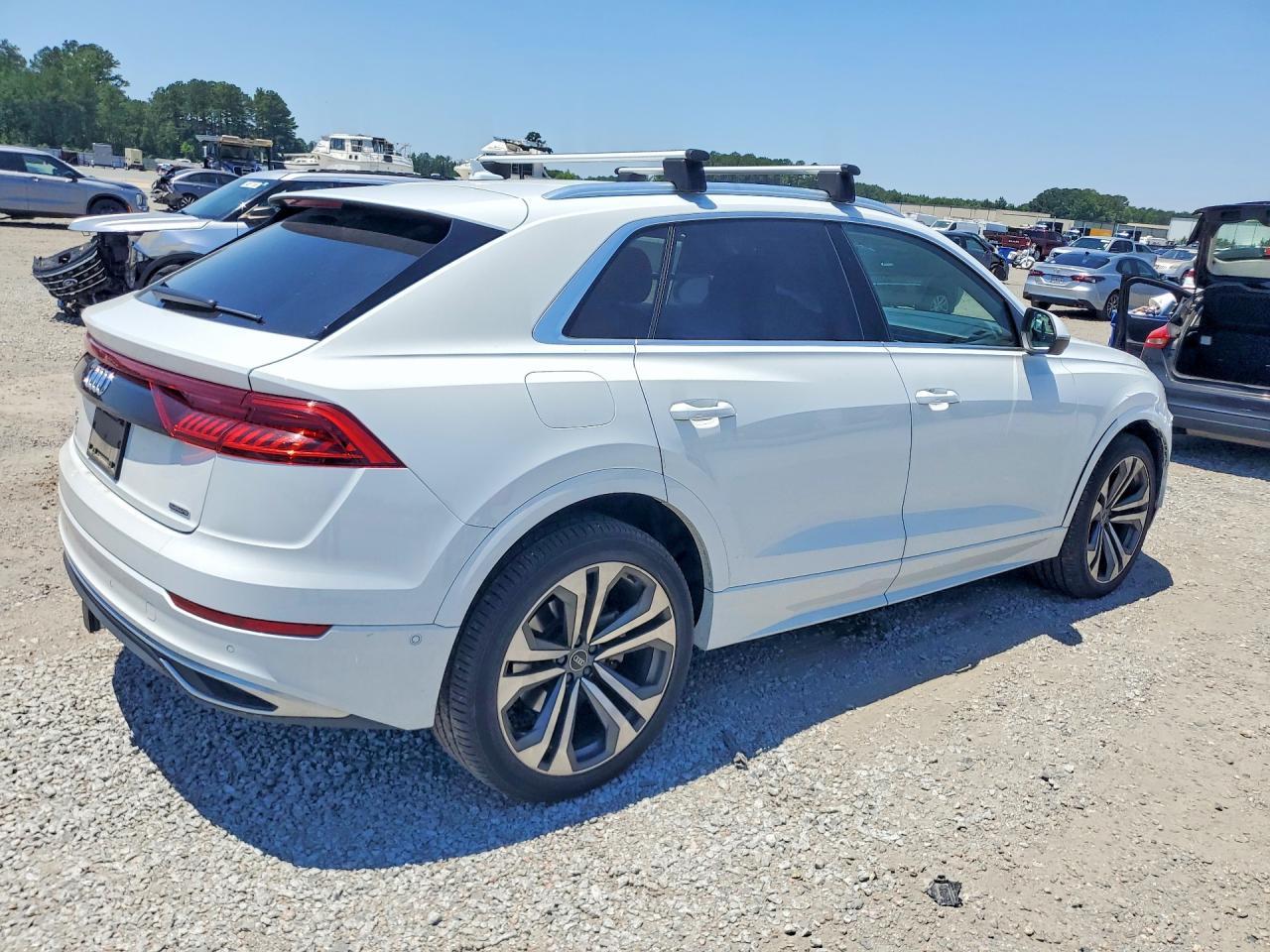 2021 Audi Q8 Prestige - Фото 3