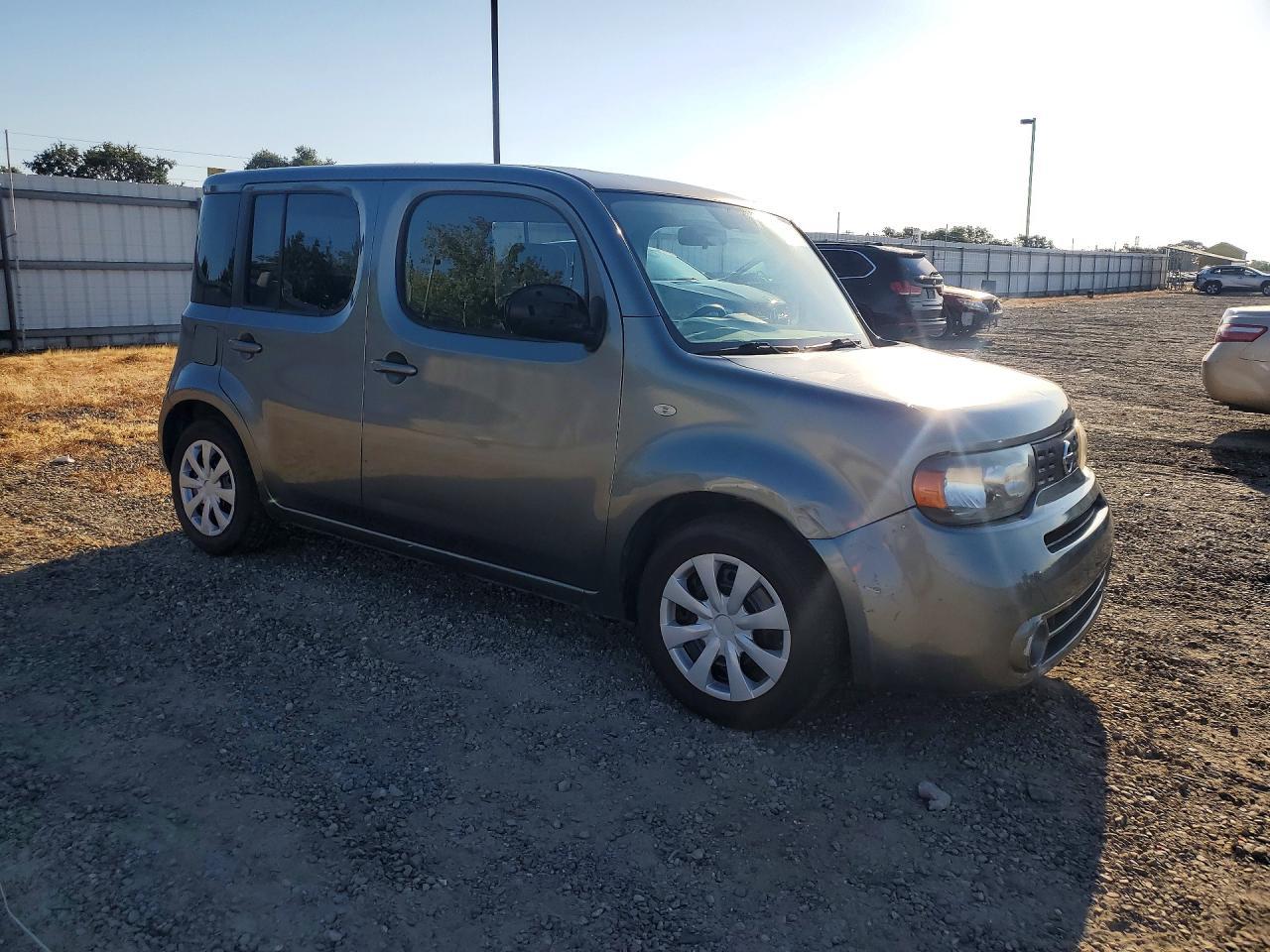 2010 Nissan Cube 1.8 - Image 4