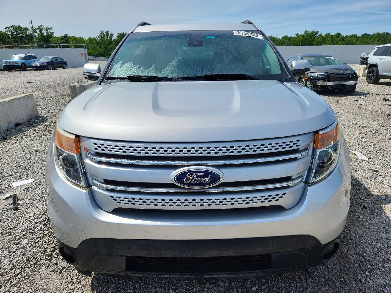 2014 Ford Explorer Limited - Image 5