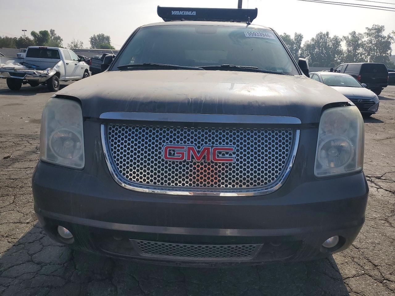 2011 GMC Yukon - Фото 5