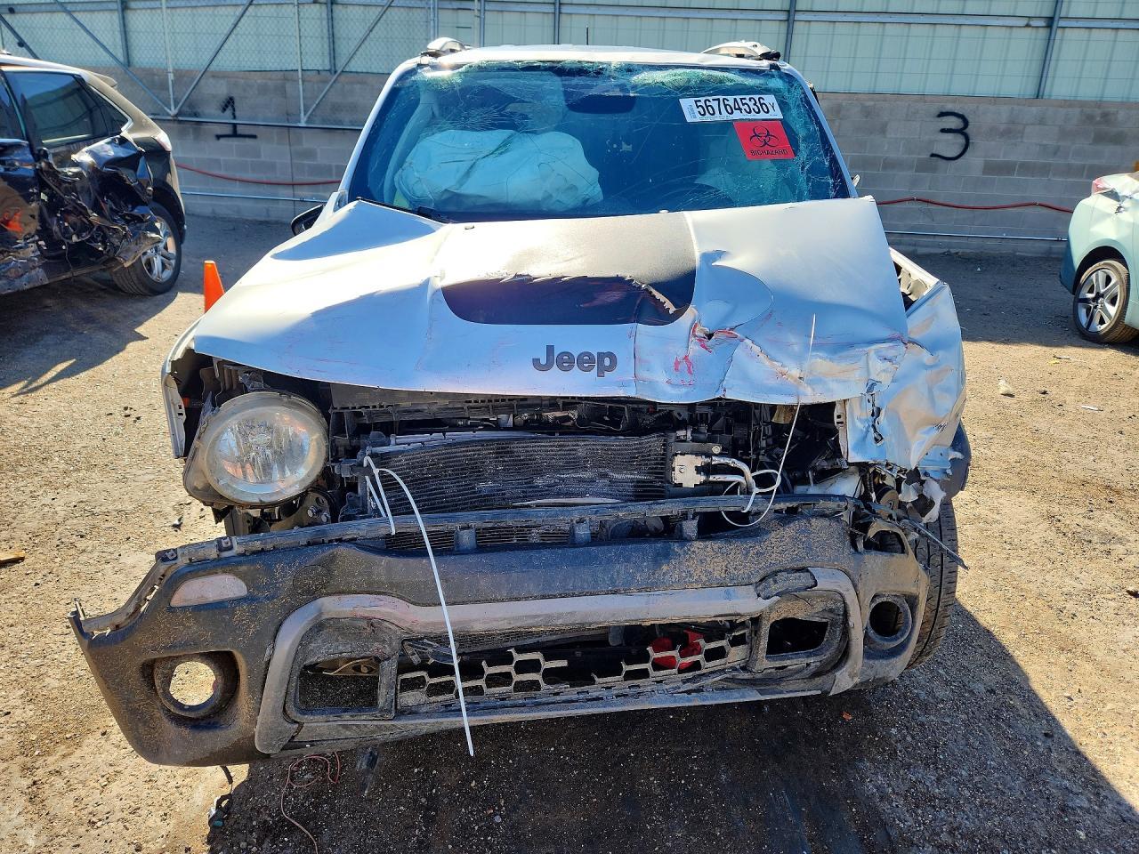 2019 Jeep Renegade Trailhawk - Image 5