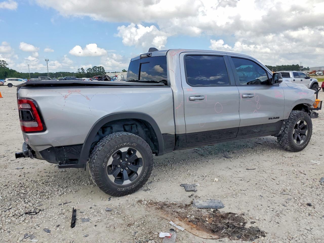2022 Ram 1500 Rebel - Фото 3