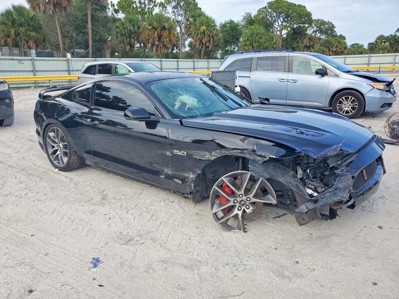 2016 Ford Mustang Gt - Фото 4
