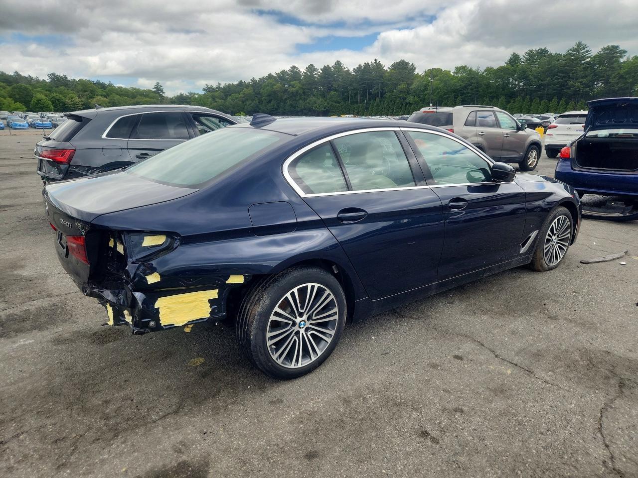 2019 BMW 540 Xi - Image 3