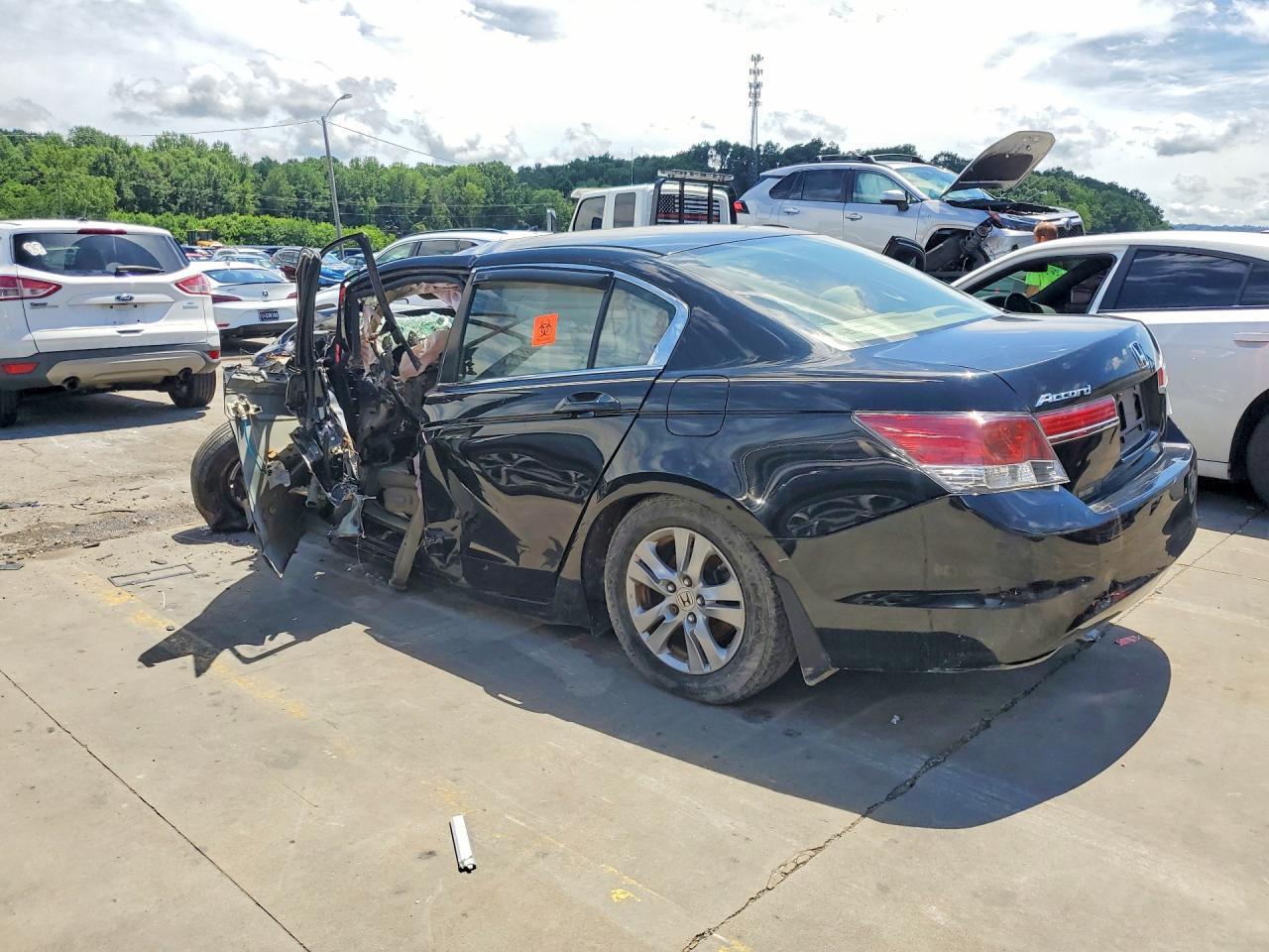2012 Honda Accord Lxp - Image 2