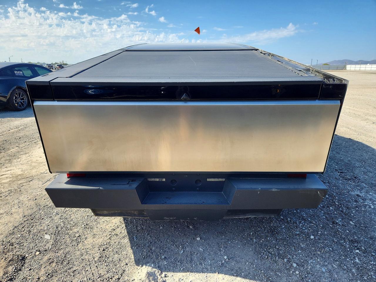 2024 Tesla Cybertruck - Image 6
