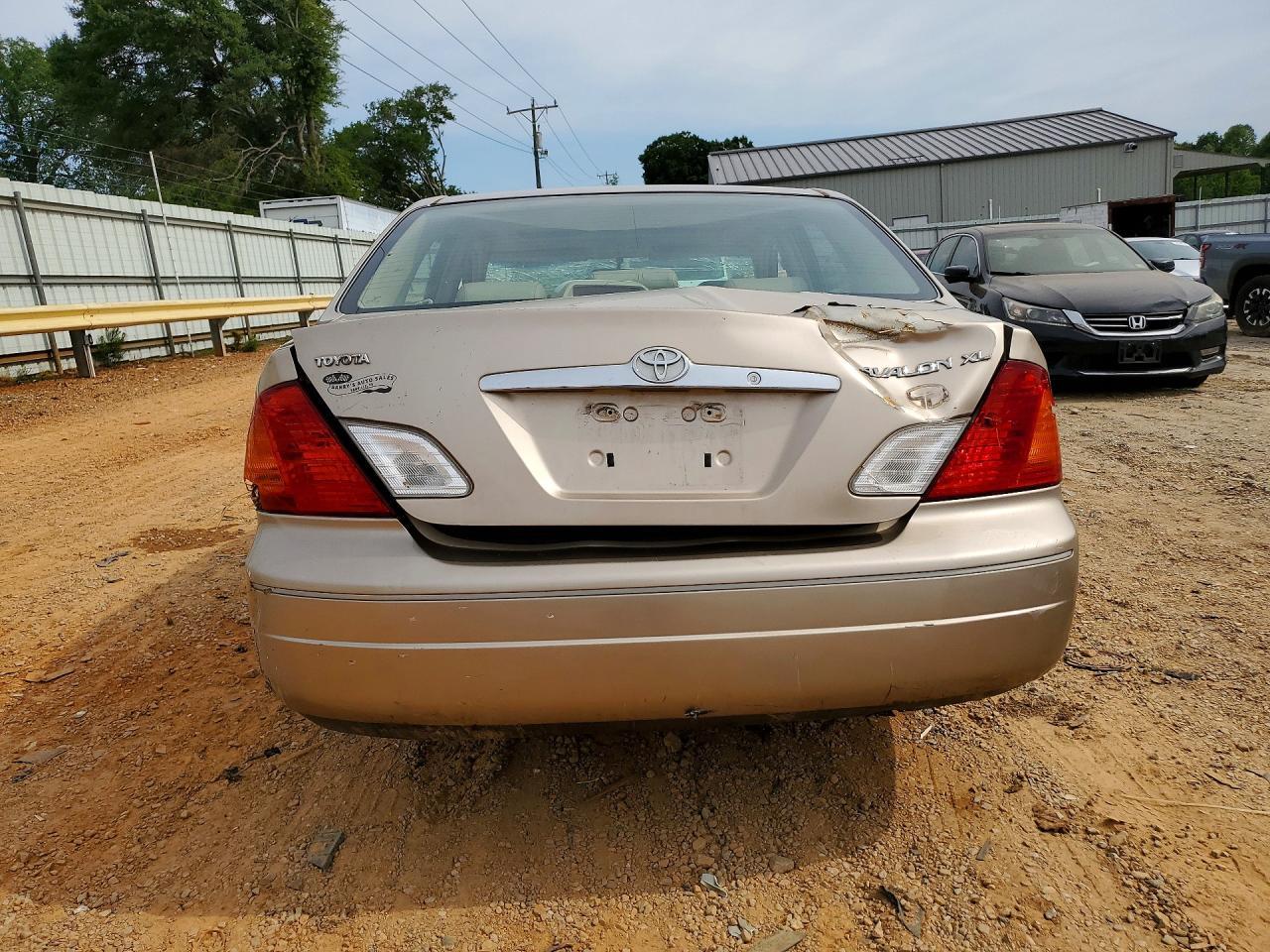 2002 Toyota Avalon Xl - Image 6