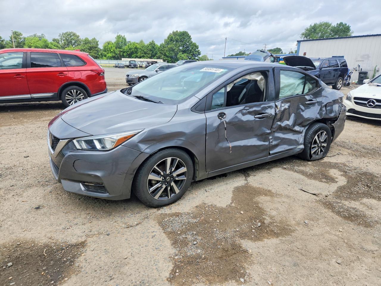 2020 Nissan Versa Sv