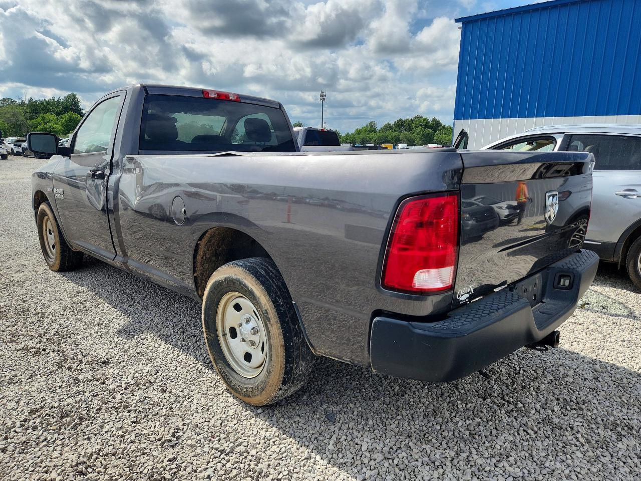 2015 Ram 1500 St - Фото 2