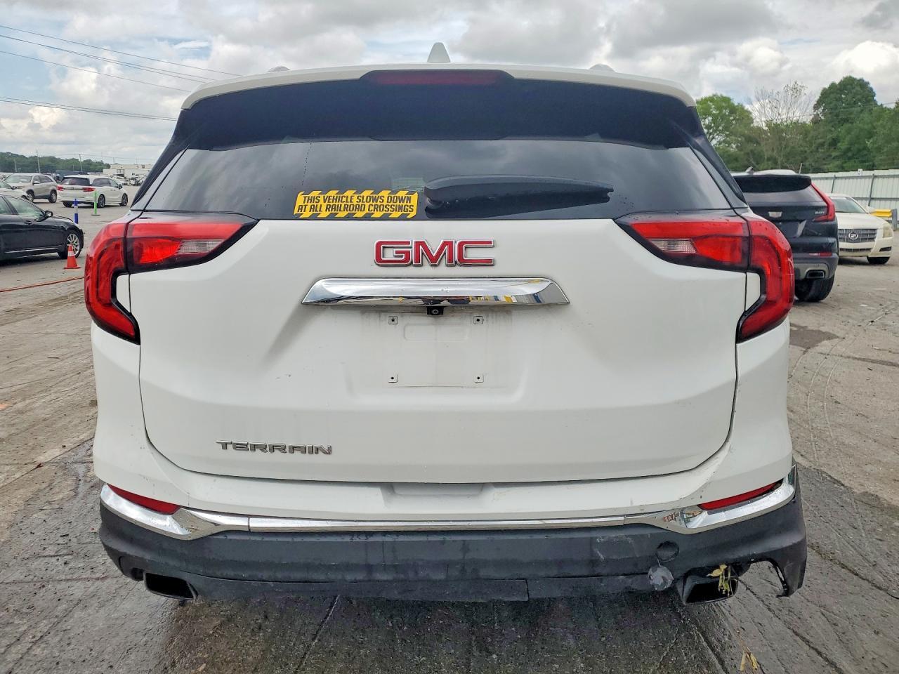 2020 GMC Terrain Slt - Image 6