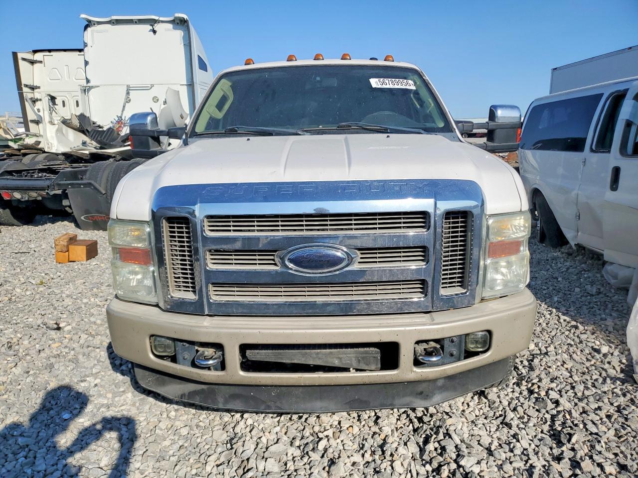 2010 Ford F350 Super Duty - Фото 5