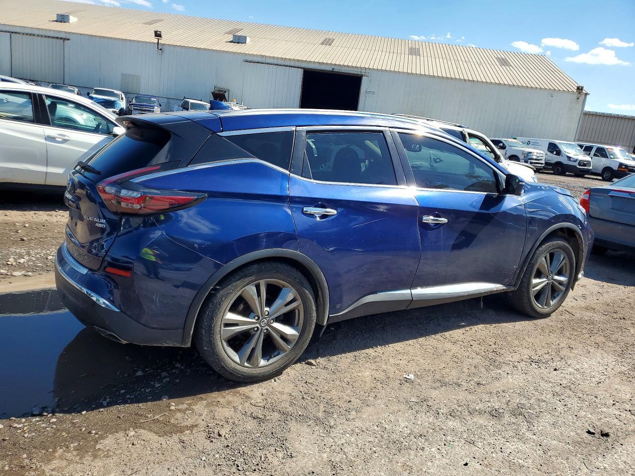 2019 Nissan Murano Platinum - Image 3