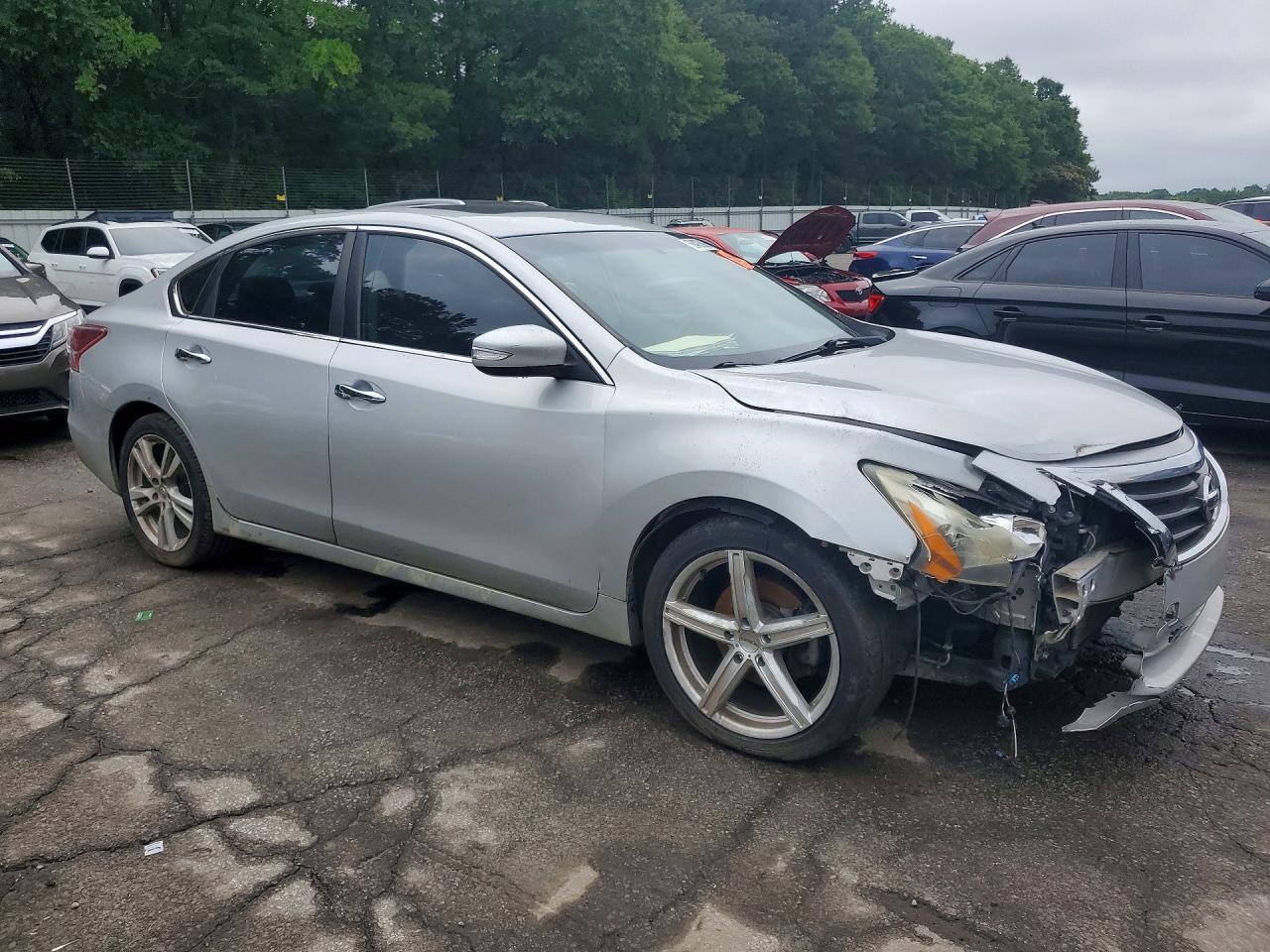 2013 Nissan Altima 3.5 S - Фото 4