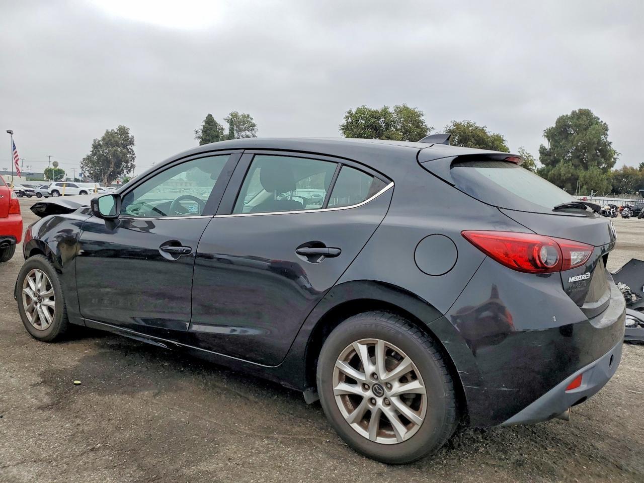 2016 Mazda 3 Touring - Фото 2