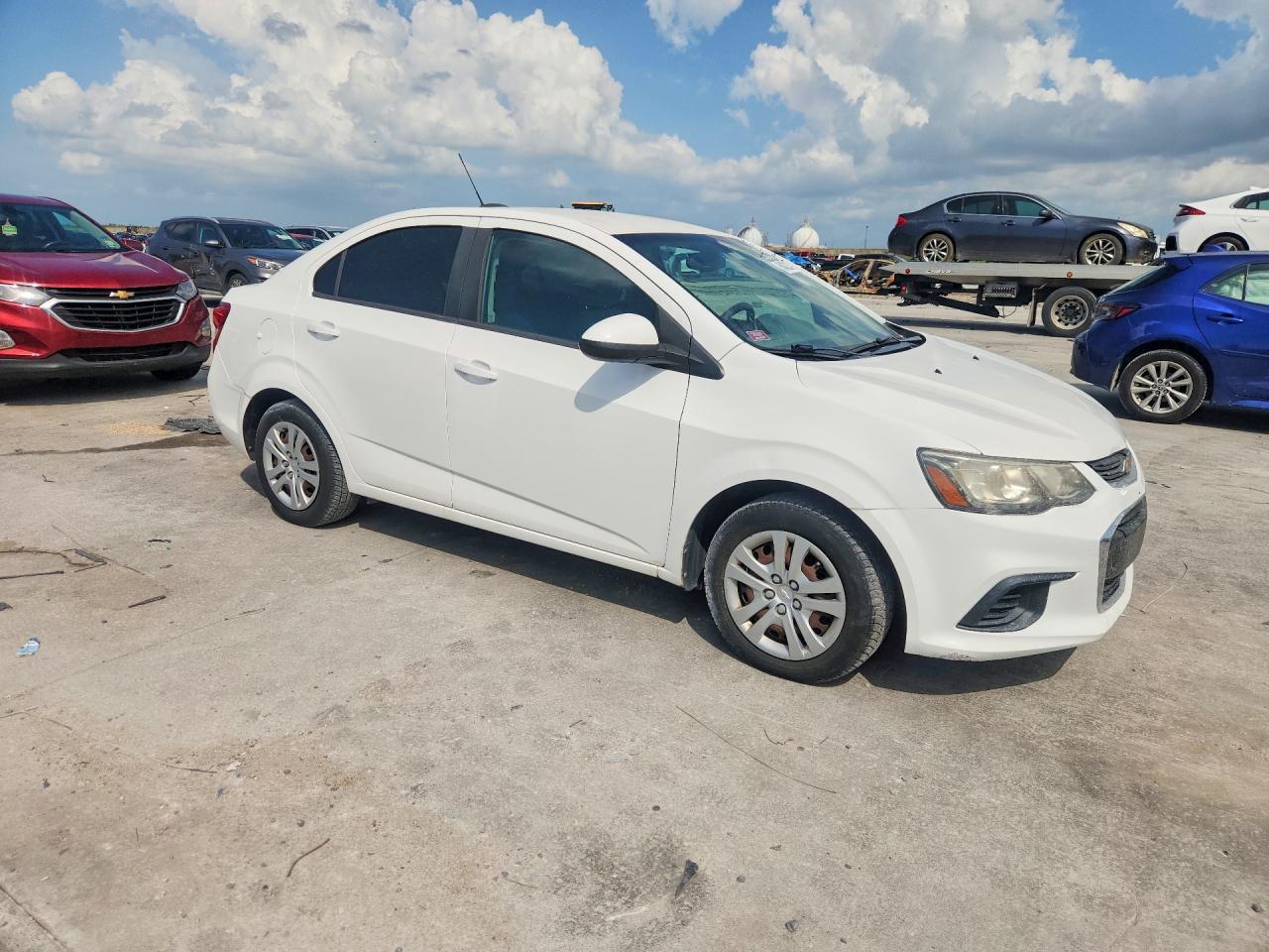 2017 Chevrolet Sonic Ls - Image 4