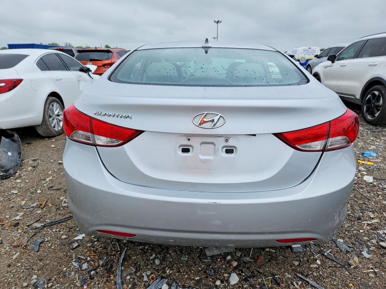 2013 Hyundai Elantra Gls - Фото 6