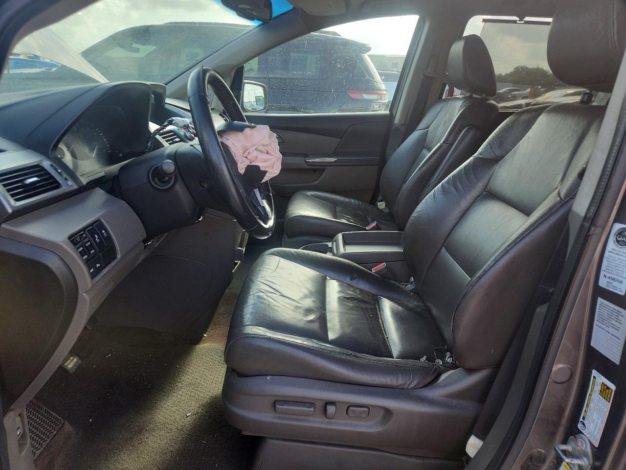 2011 Honda Odyssey Touring - Фото 7