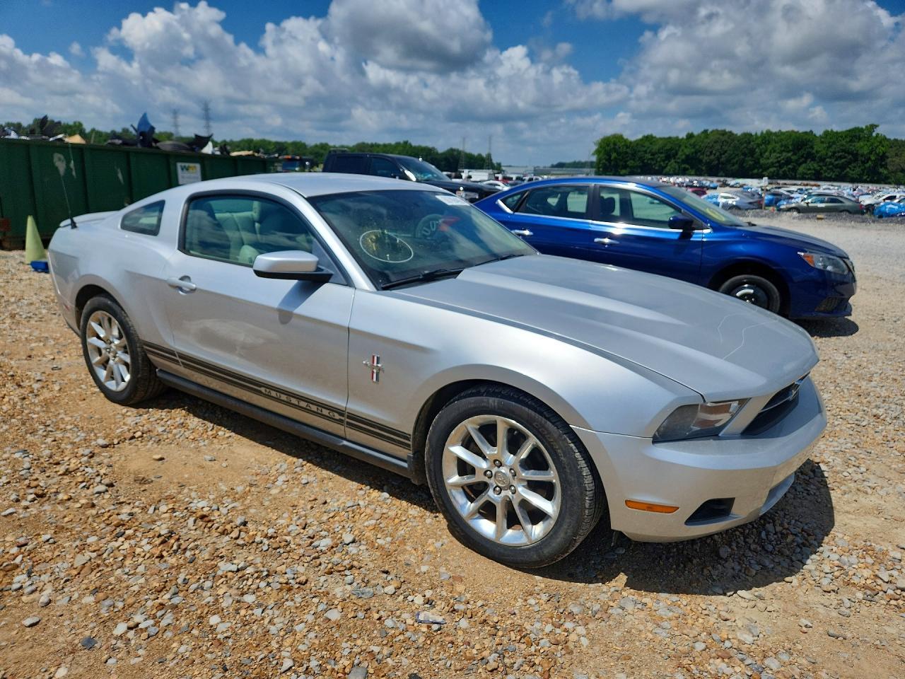 2011 Ford Mustang - Image 4