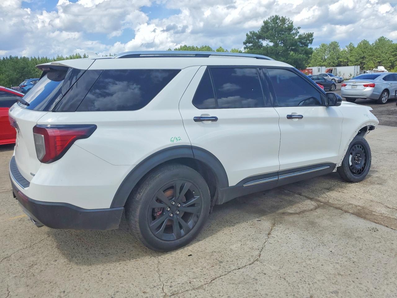 2020 Ford Explorer Platinum - Фото 3