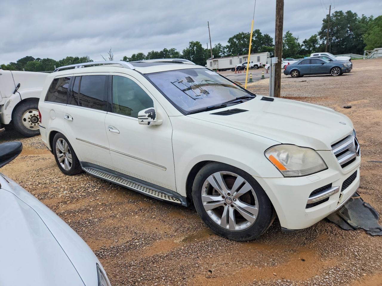 2012 Mercedes-Benz Gl 450 4Matic - Image 4