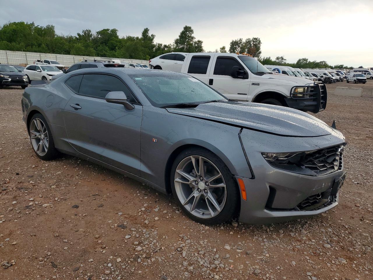 2019 Chevrolet Camaro - Фото 4