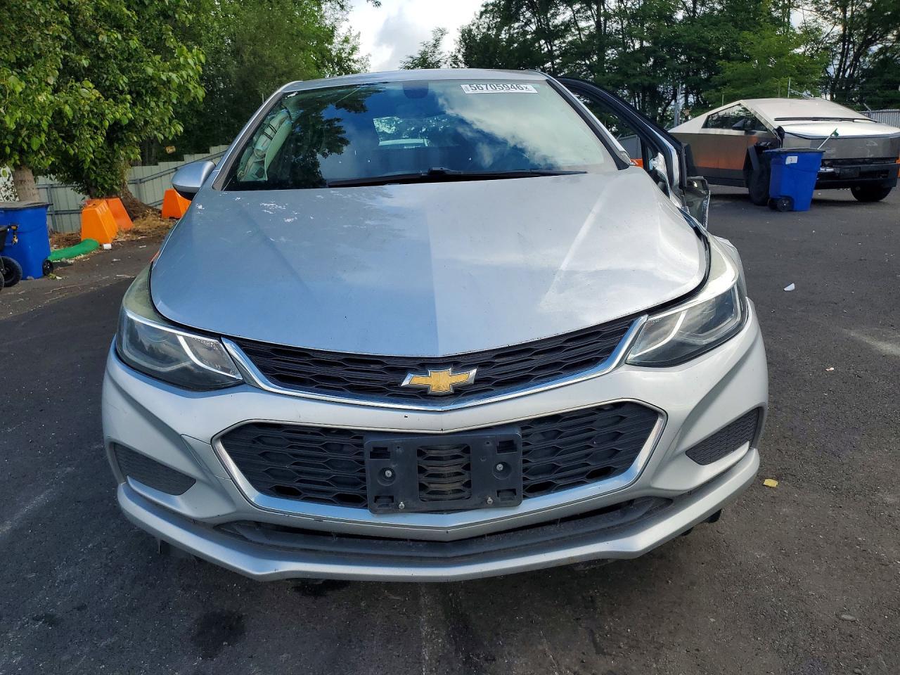2018 Chevrolet Cruze Lt - Image 5