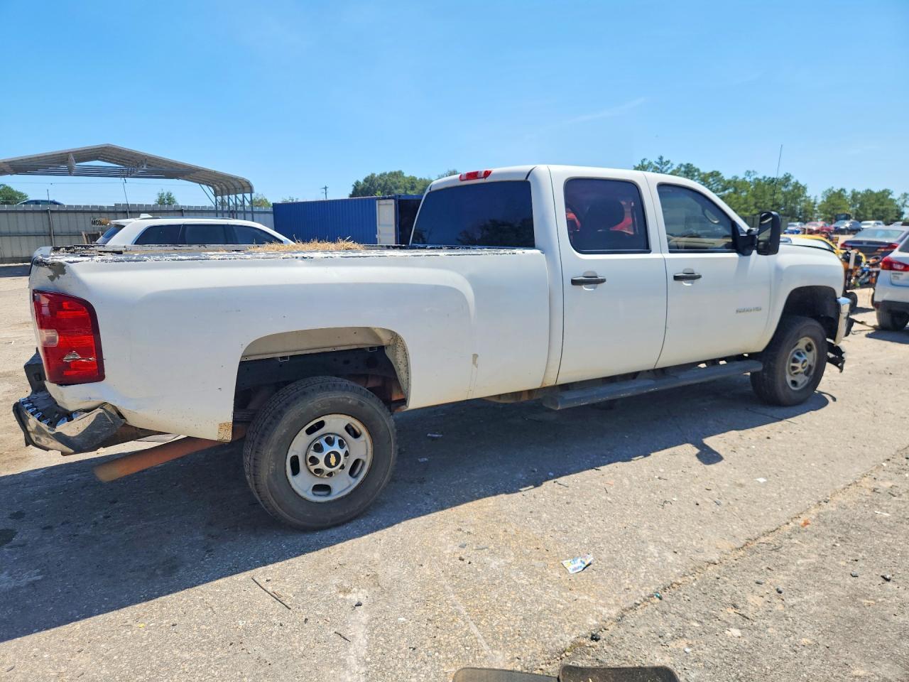 2012 Chevrolet Silverado C2500 Heavy Duty - Фото 3