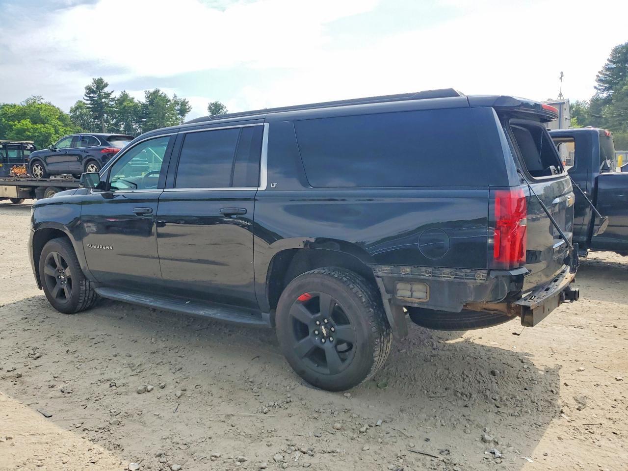 2019 Chevrolet Suburban K1500 Lt - Фото 2