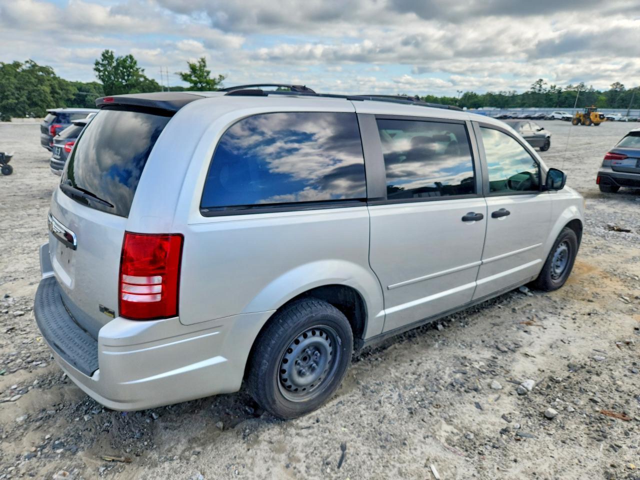 2008 Chrysler Town & Country Lx - Фото 3
