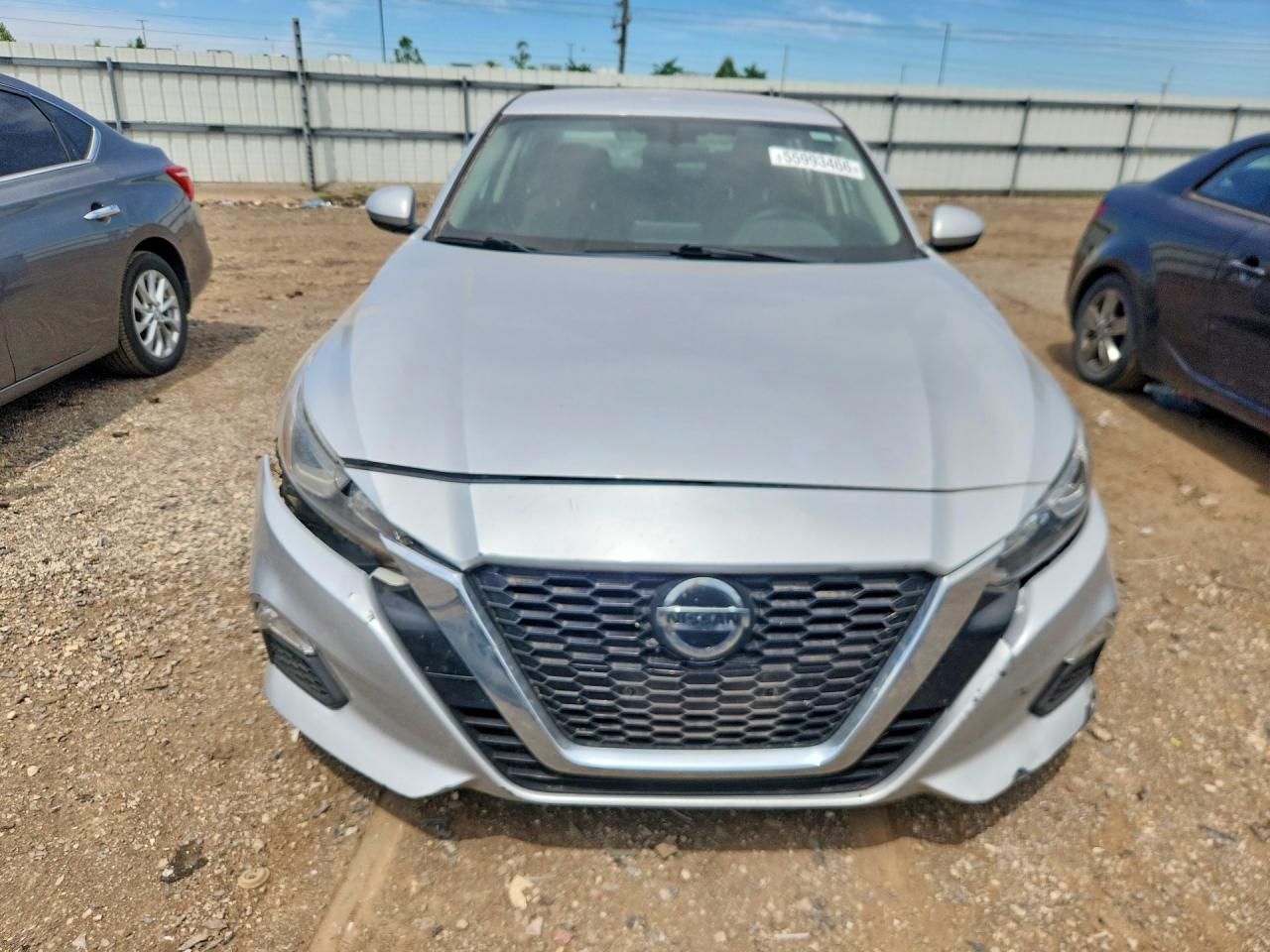 2019 Nissan Altima S - Фото 5