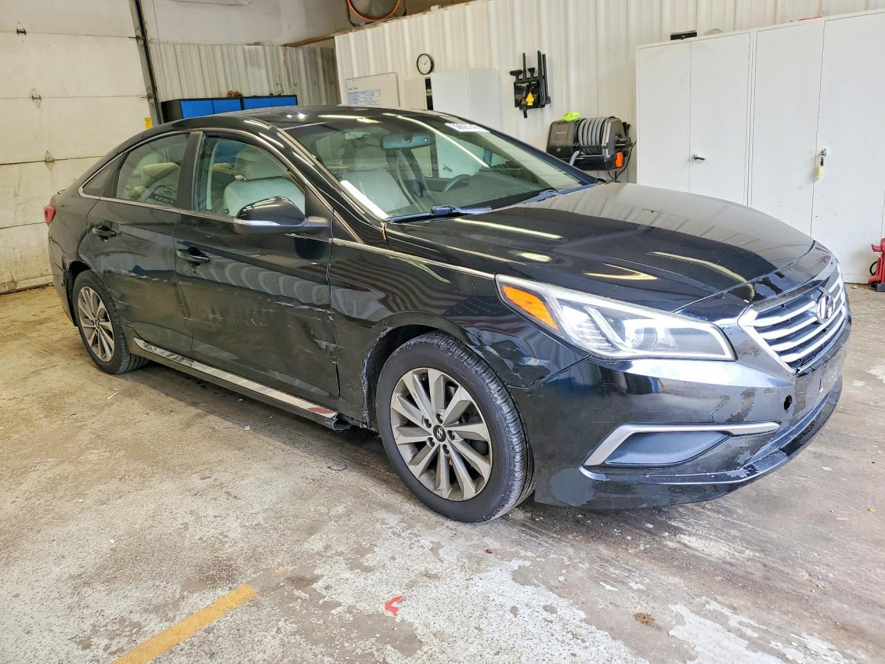 2015 Hyundai Sonata Sport - Image 4