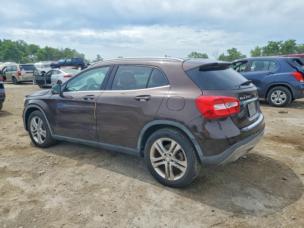 2015 Mercedes-Benz Gla 250 4Matic - Image 2