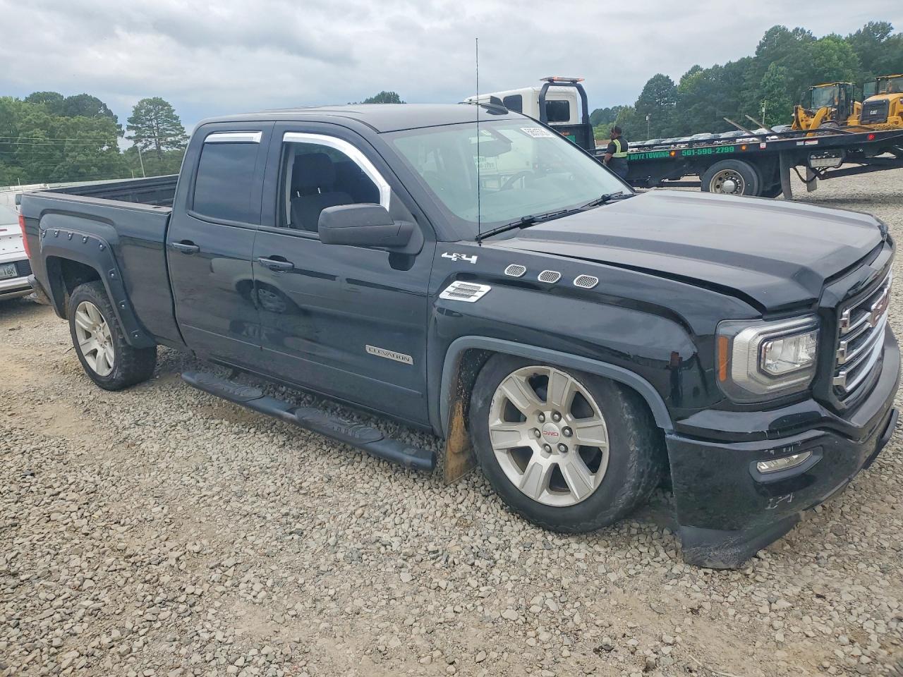 2018 GMC Sierra K1500 Sle - Image 4