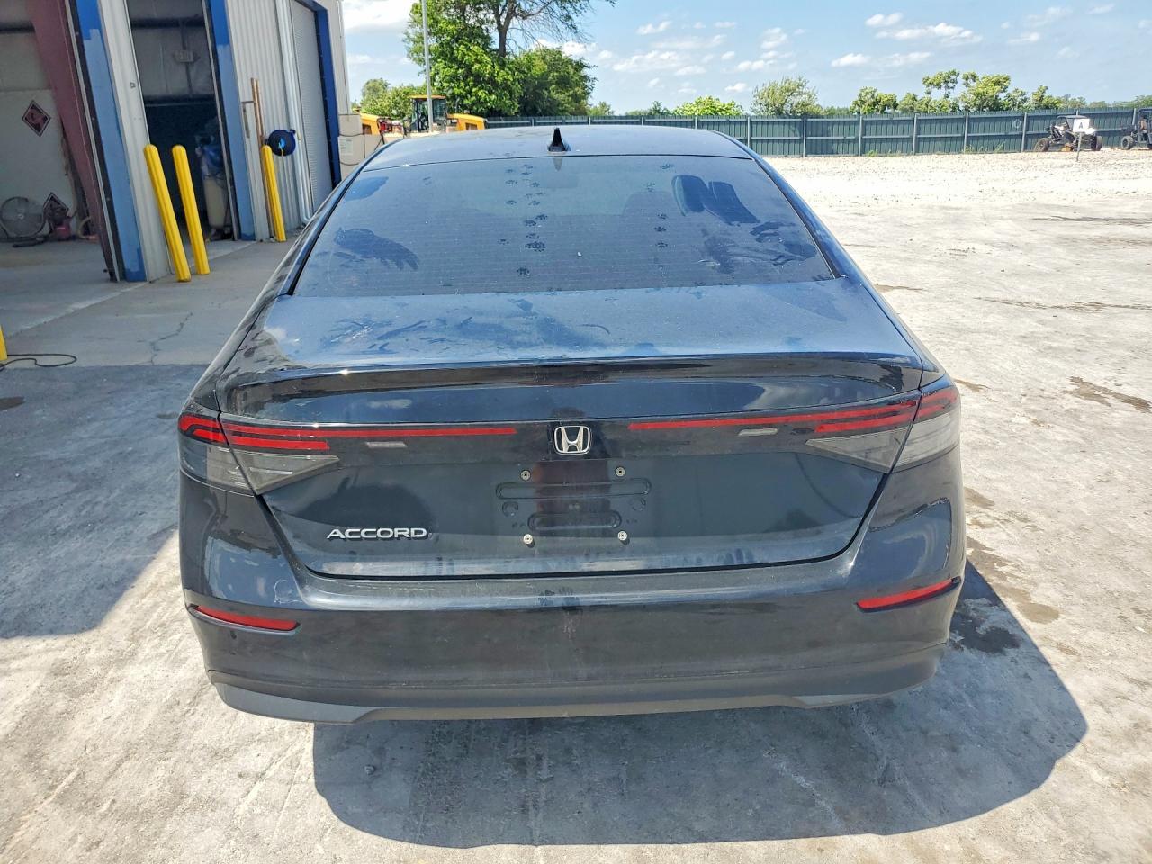 2024 Honda Accord Ex - Image 6